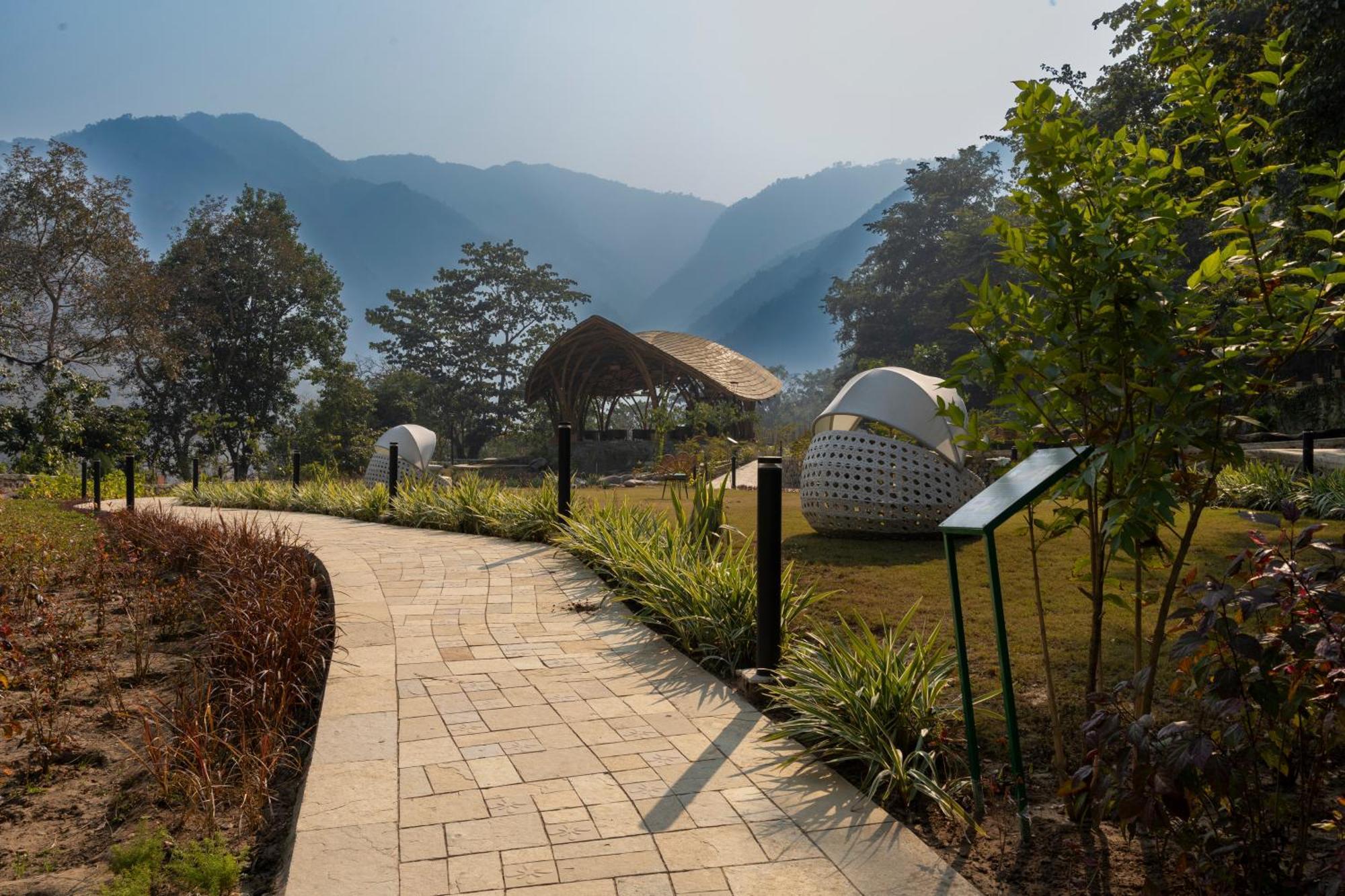 Oneness Rishikesh By Ganga Kinare - A Luxury Wilderness Resort מראה חיצוני תמונה