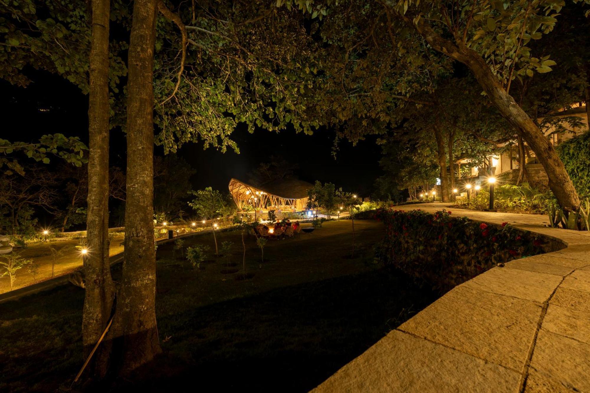 Oneness Rishikesh By Ganga Kinare - A Luxury Wilderness Resort מראה חיצוני תמונה
